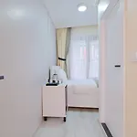 Hotel Lucky